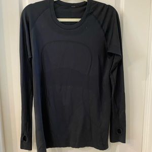Lululemon long sleeve workout shirt.